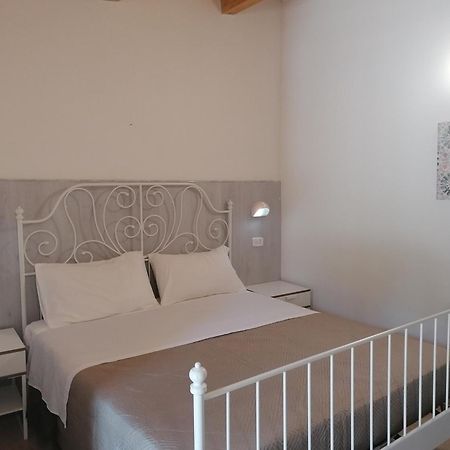 Agriturismo Valle Dei Gelsi Пешичи Екстериор снимка