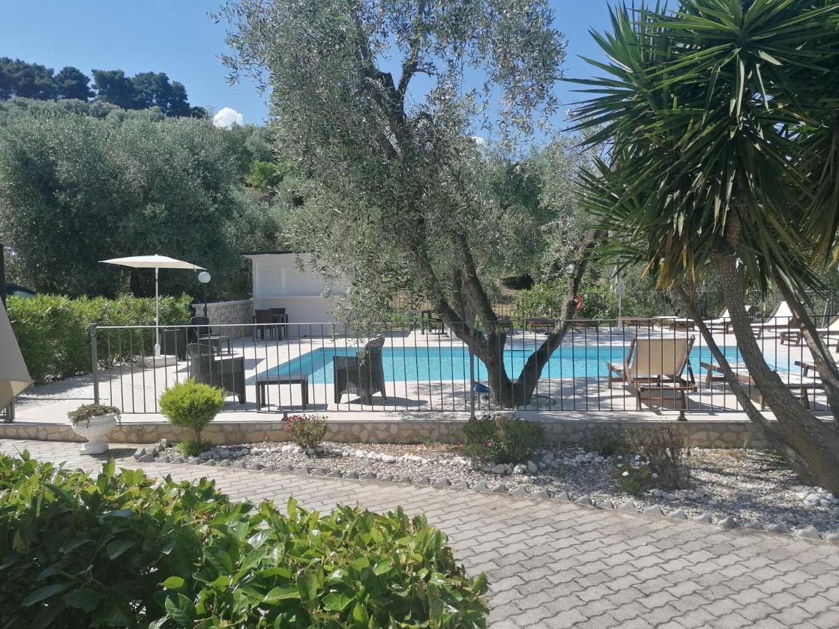 Agriturismo Valle Dei Gelsi Пешичи Екстериор снимка