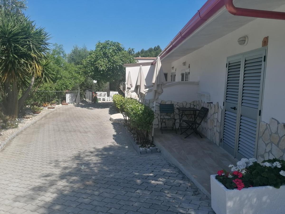 Agriturismo Valle Dei Gelsi Пешичи Стая снимка